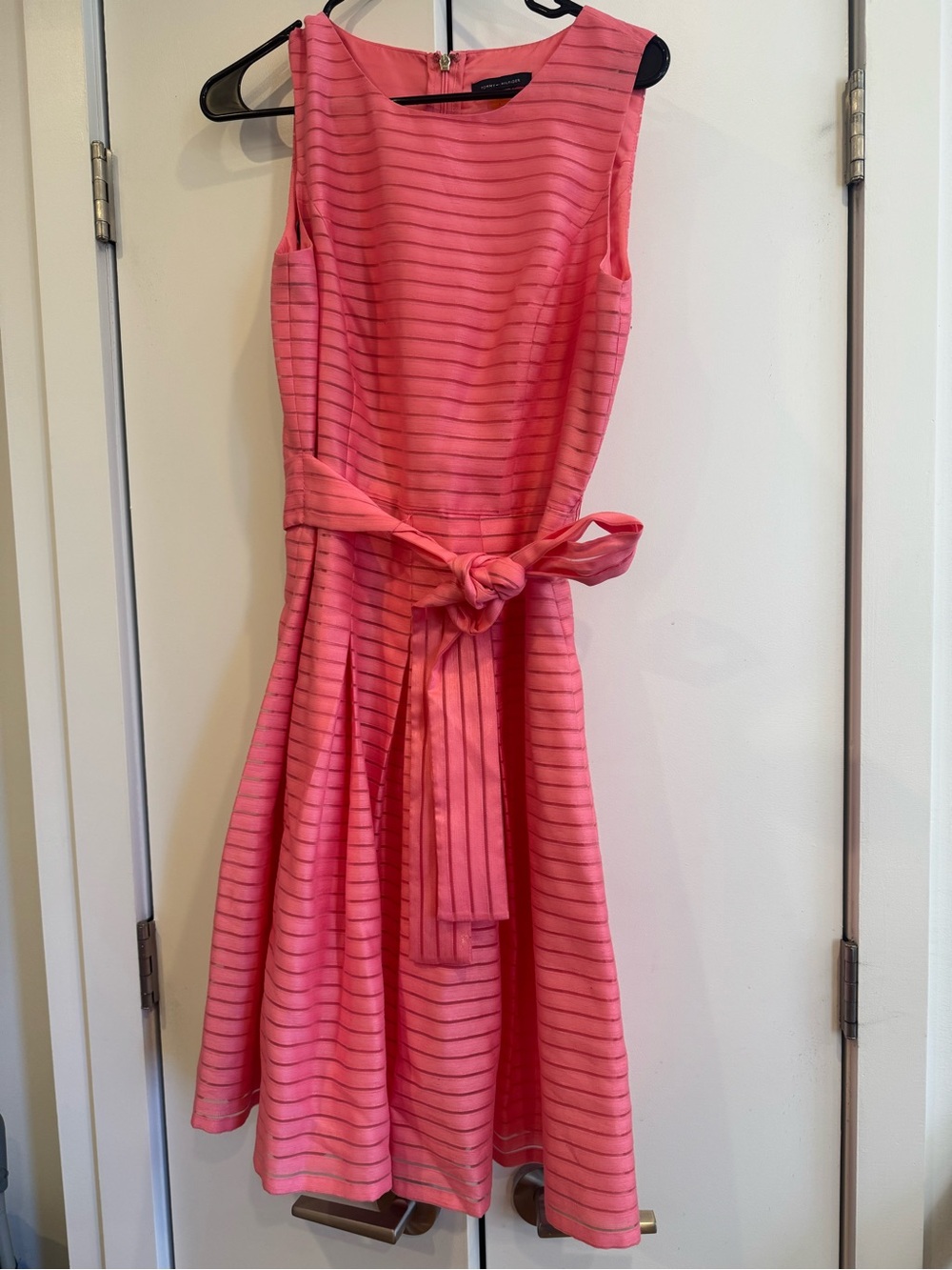 LIKE NEW: Tommy Hilfiger Pink Dress with Belt - Women’s 6